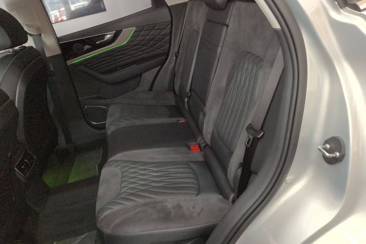 Used Hongqi HS5 2022 Revised Version 2.0T Smart Connect Flagship Edition Left Rear Seat