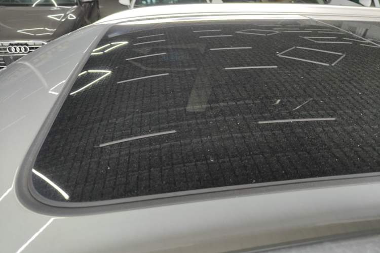 Used Hongqi HS5 2022 Revised Version 2.0T Smart Connect Flagship Edition Roof