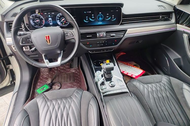 Used Hongqi HS5 2022 Revised Version 2.0T Smart Connect Flagship Edition Center Console