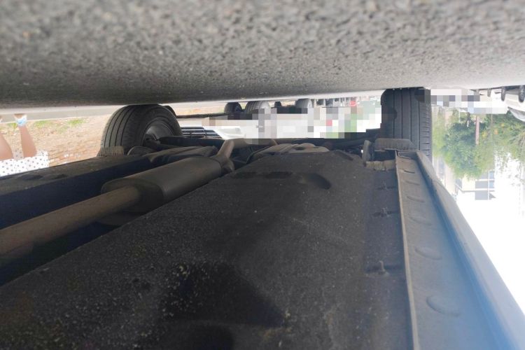 Used Hongqi HS5 2022 Revised Version 2.0T Smart Connect Flagship Edition Chassis Front Right