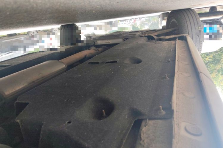 Used Hongqi HS5 2022 Revised Version 2.0T Smart Connect Flagship Edition Chassis Rear Left