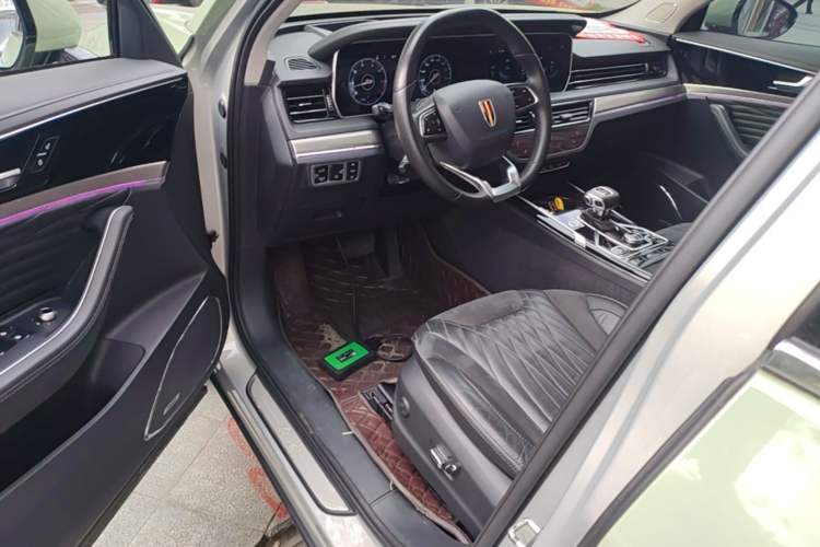 Used Hongqi HS5 2022 Revised Version 2.0T Smart Connect Flagship Edition Driver Seat