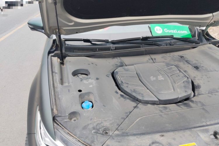 Used Hongqi HS5 2022 Revised Version 2.0T Smart Connect Flagship Edition Engine Bay Right