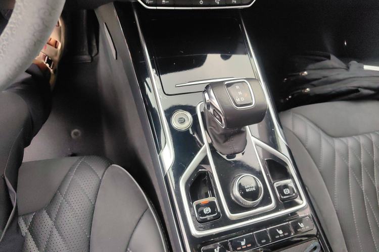 Used Hongqi HS5 2022 Revised Version 2.0T Smart Connect Flagship Edition Gear Lever