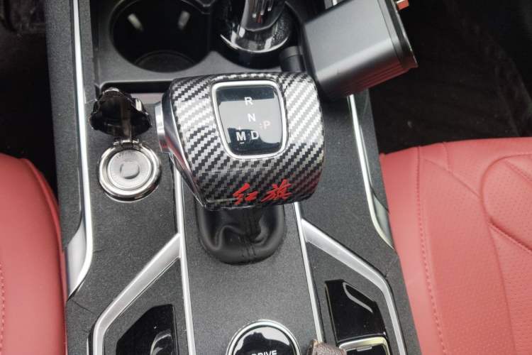 Used Hongqi HS5 2022 Revised Version 2.0T Smart Connect Flagship Edition Gear Lever