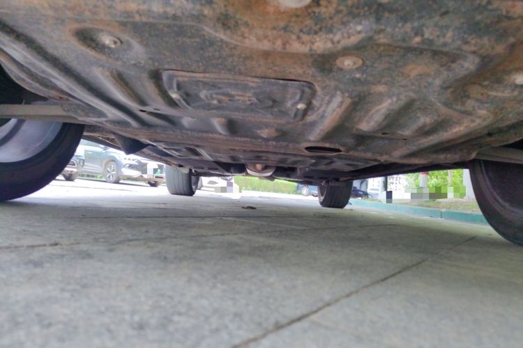 Used Hongqi HS5 2022 2.0T Smart Connect Flagship All-Wheel-Drive Version Chassis Front
