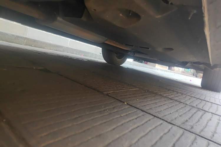 Used Hongqi HS5 2022 Revised Version 2.0T Smart Connect Flagship Edition Chassis Rear Right