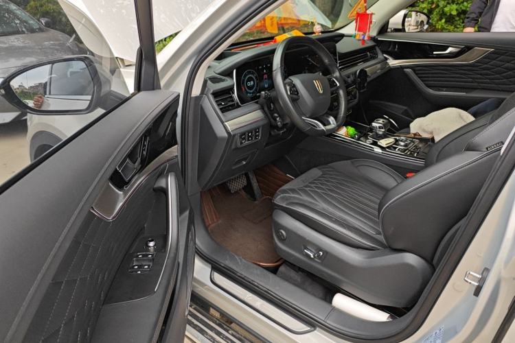 Used Hongqi HS5 2022 Facelifted Version 2.0T Smart Connect Flagship All-Wheel-Drive Edition Driver Seat