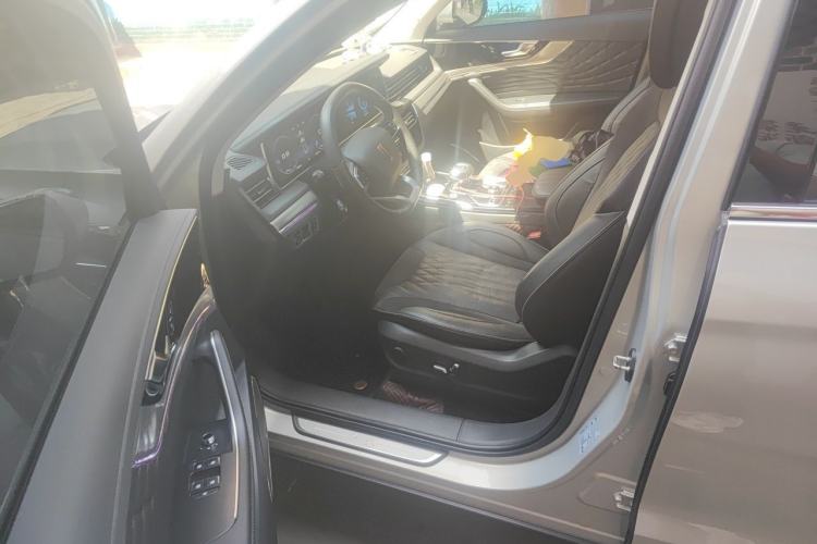 Used Hongqi HS5 2022 Revised Version 2.0T Smart Connect Flagship Edition Driver Seat