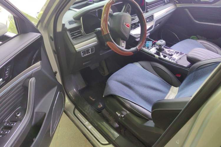 Used Hongqi HS5 2022 2.0T Smart Connect Flagship All-Wheel-Drive Version Driver Seat