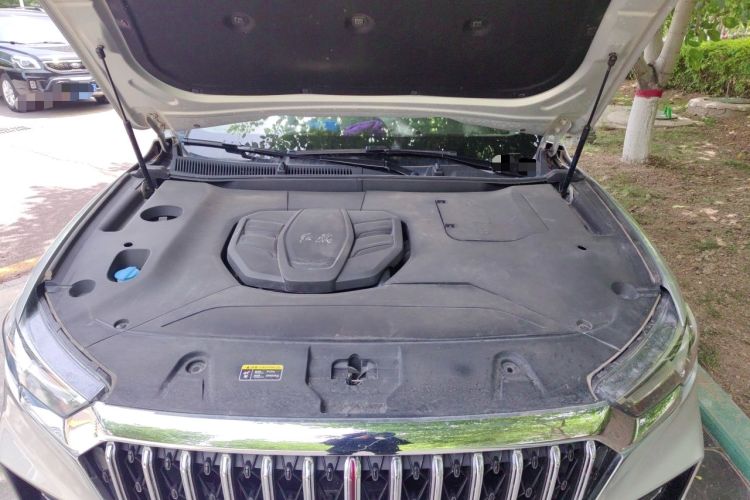 Used Hongqi HS5 2022 2.0T Smart Connect Flagship All-Wheel-Drive Version Engine Bay