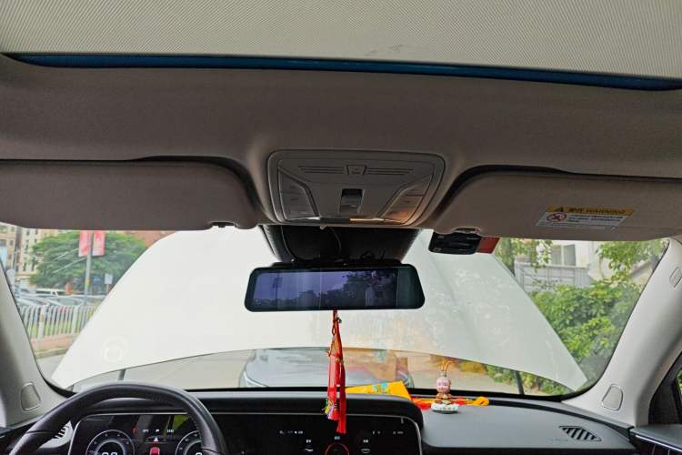 Used Hongqi HS5 2022 Facelifted Version 2.0T Smart Connect Flagship All-Wheel-Drive Edition Headliner