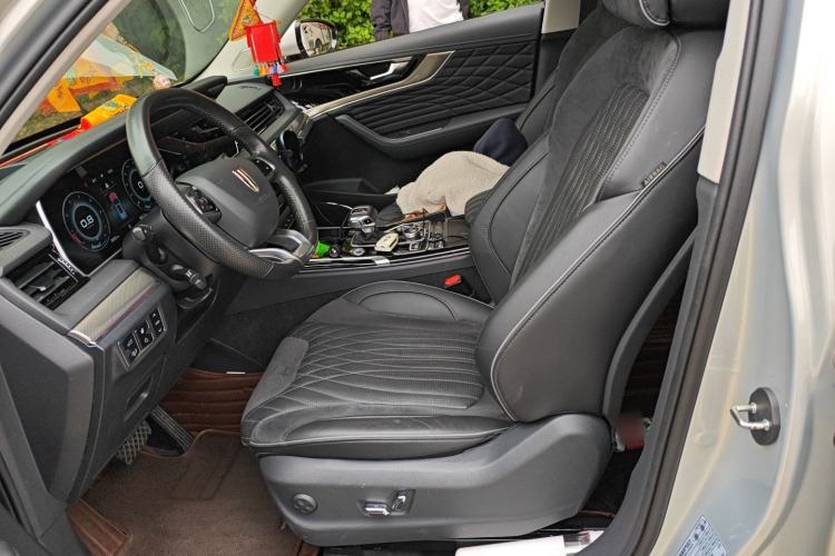 Used Hongqi HS5 2022 Facelifted Version 2.0T Smart Connect Flagship All-Wheel-Drive Edition Left Front Seat