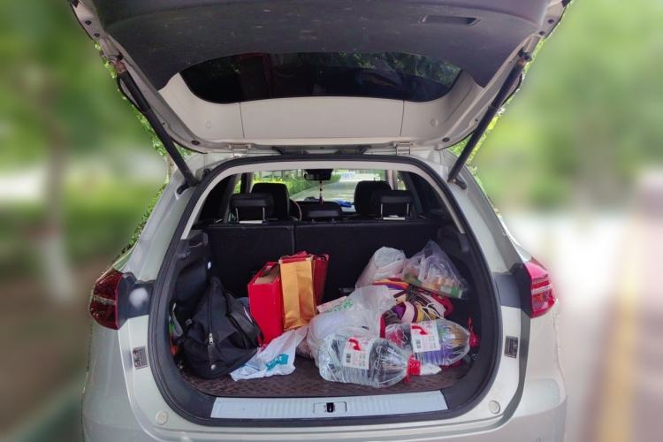 Used Hongqi HS5 2022 2.0T Smart Connect Flagship All-Wheel-Drive Version Trunk