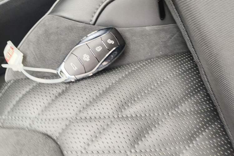 Used Hongqi HS5 2022 2.0T Smart Connect Flagship Edition Vehicle Key