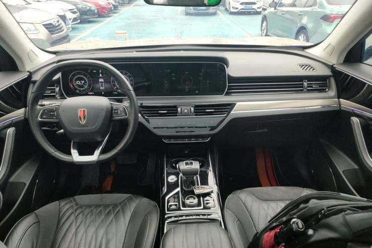 Used Hongqi HS5 2022 Revised Version 2.0T Smart Connect Flagship Edition Center Console
