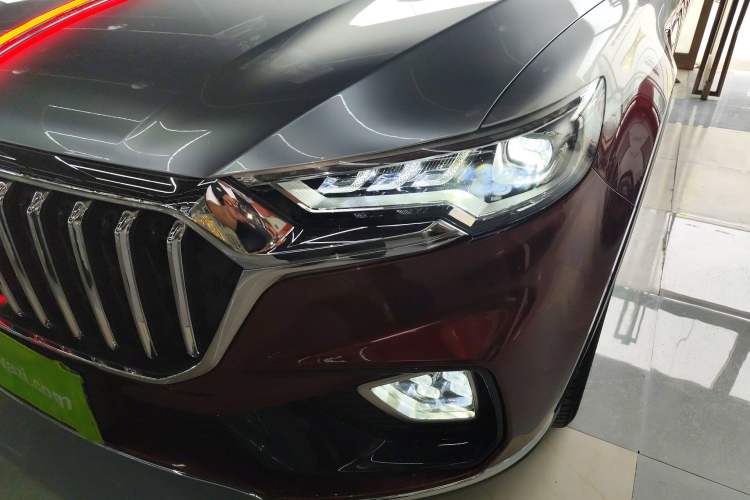 Used Hongqi HS5 2022 Facelifted Version 2.0T Smart Connect Flagship All-Wheel-Drive Edition Left Front Headlight