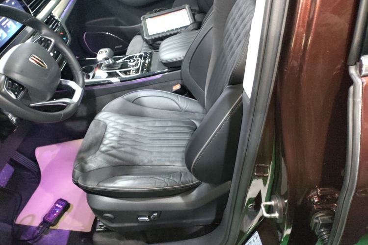 Used Hongqi HS5 2022 Facelifted Version 2.0T Smart Connect Flagship All-Wheel-Drive Edition Left Front Seat