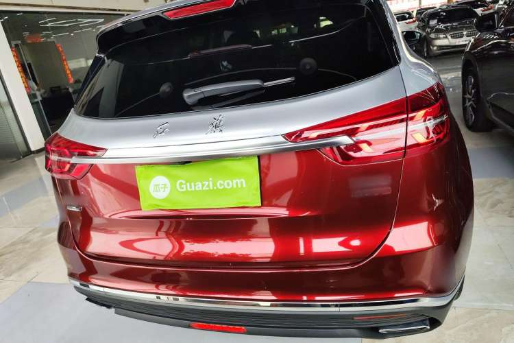 Used Hongqi HS5 2022 Facelifted Version 2.0T Smart Connect Flagship All-Wheel-Drive Edition Rear