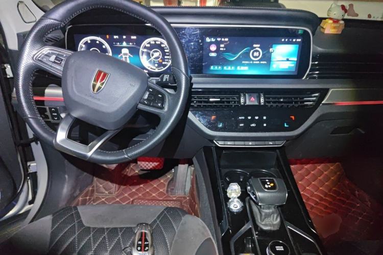 Used Hongqi HS5 2022 Revised Version 2.0T Smart Connect Flagship Edition Center Console