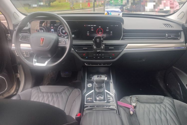 Used Hongqi HS5 2022 Revised Version 2.0T Smart Connect Flagship Edition Center Console
