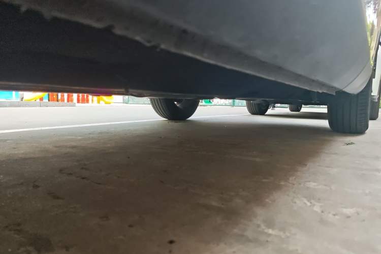 Used Hongqi HS5 2022 Revised Version 2.0T Smart Connect Flagship Edition Chassis Front Left