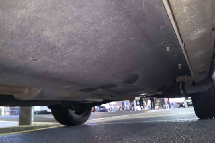 Used Hongqi HS5 2022 2.0T Smart Connect Flagship Edition Chassis Rear Left