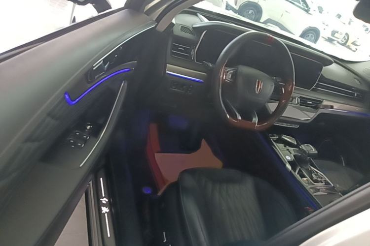 Used Hongqi HS5 2022 Facelifted Version 2.0T Smart Connect Flagship All-Wheel-Drive Edition Driver Seat