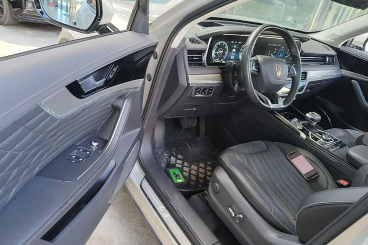 Used Hongqi HS5 2022 Revised Version 2.0T Smart Connect Flagship Edition Driver Seat