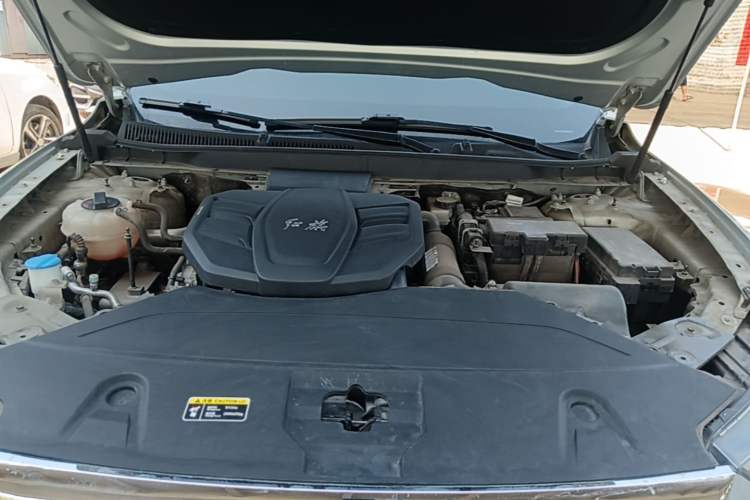 Used Hongqi HS5 2022 Revised Version 2.0T Smart Connect Flagship Edition Engine Bay