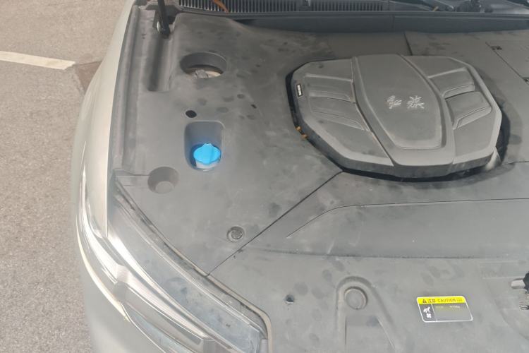Used Hongqi HS5 2022 Revised Version 2.0T Smart Connect Flagship Edition Engine Bay Right