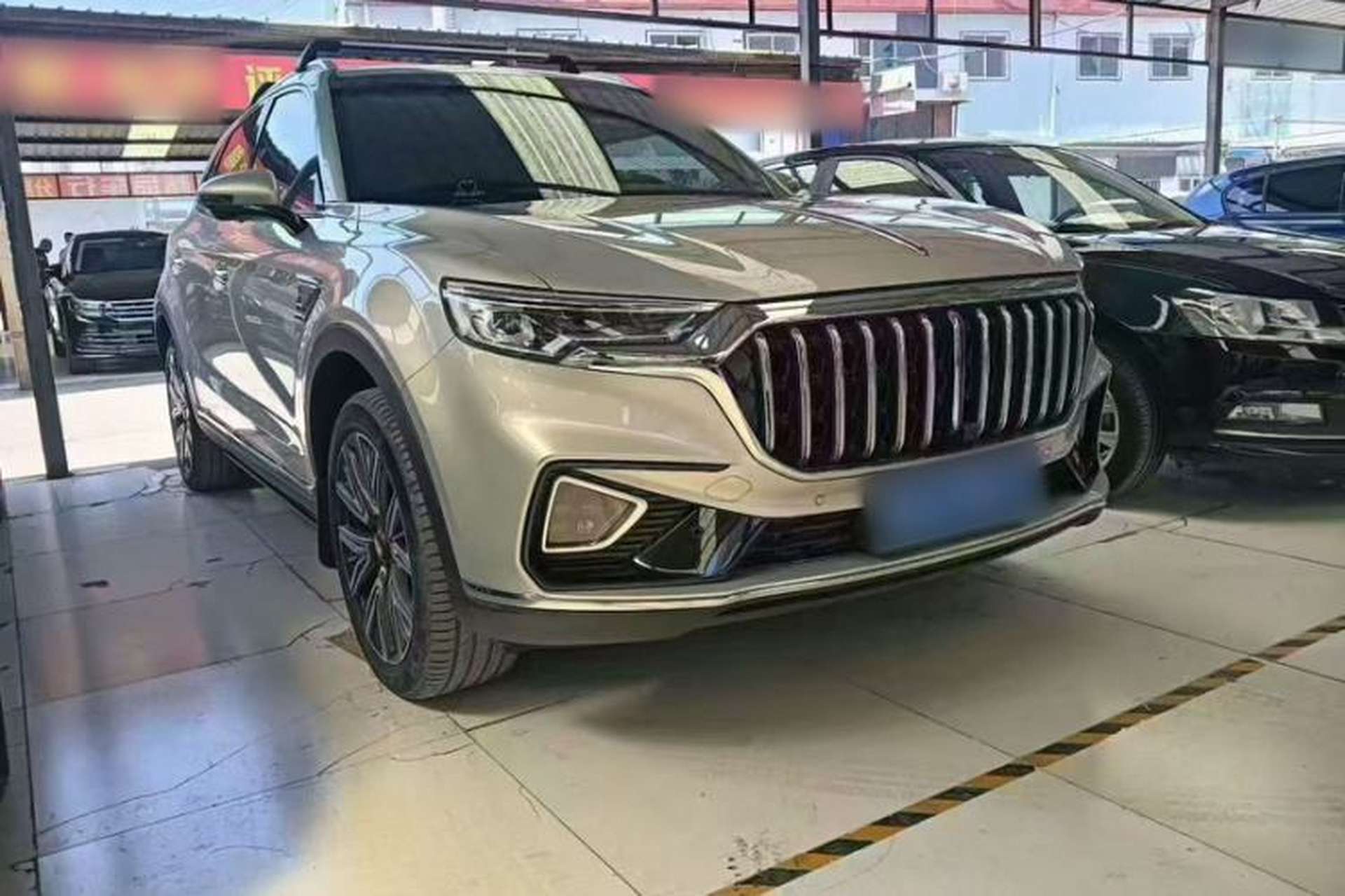 Used Hongqi HS5 2022 Facelifted Version 2.0T Smart Connect Flagship All-Wheel-Drive Edition Exterior 1