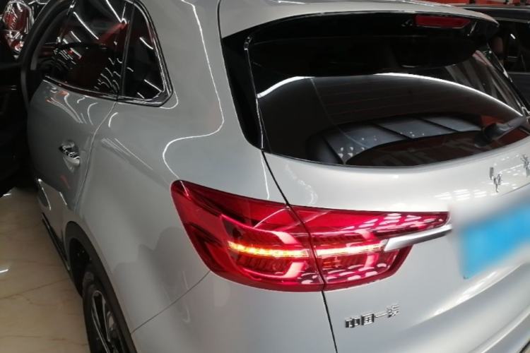 Used Hongqi HS5 2022 Revised Version 2.0T Smart Connect Flagship Edition Exterior 2