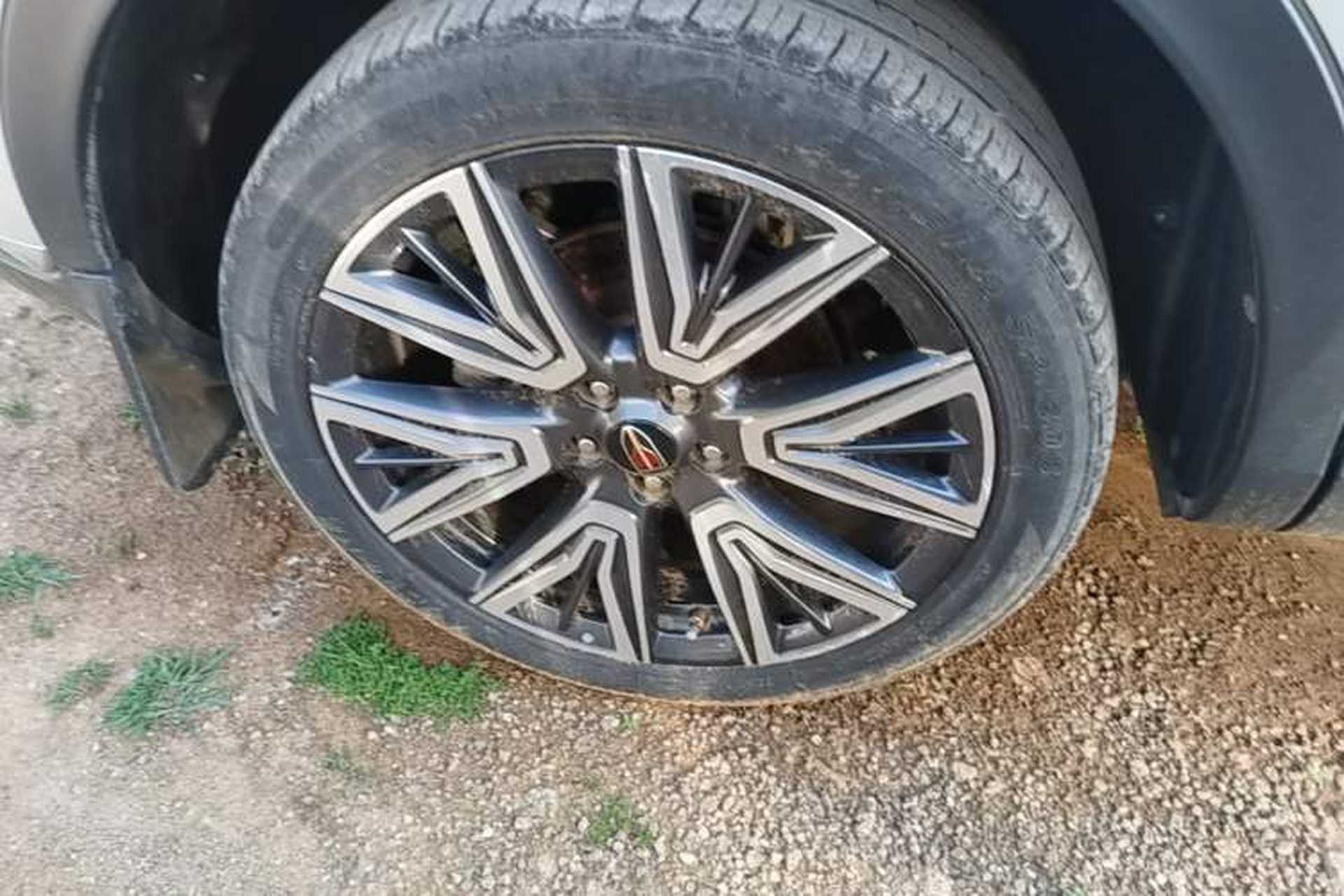 Used Hongqi HS5 2022 Facelifted Version 2.0T Smart Connect Flagship All-Wheel-Drive Edition Exterior 5
