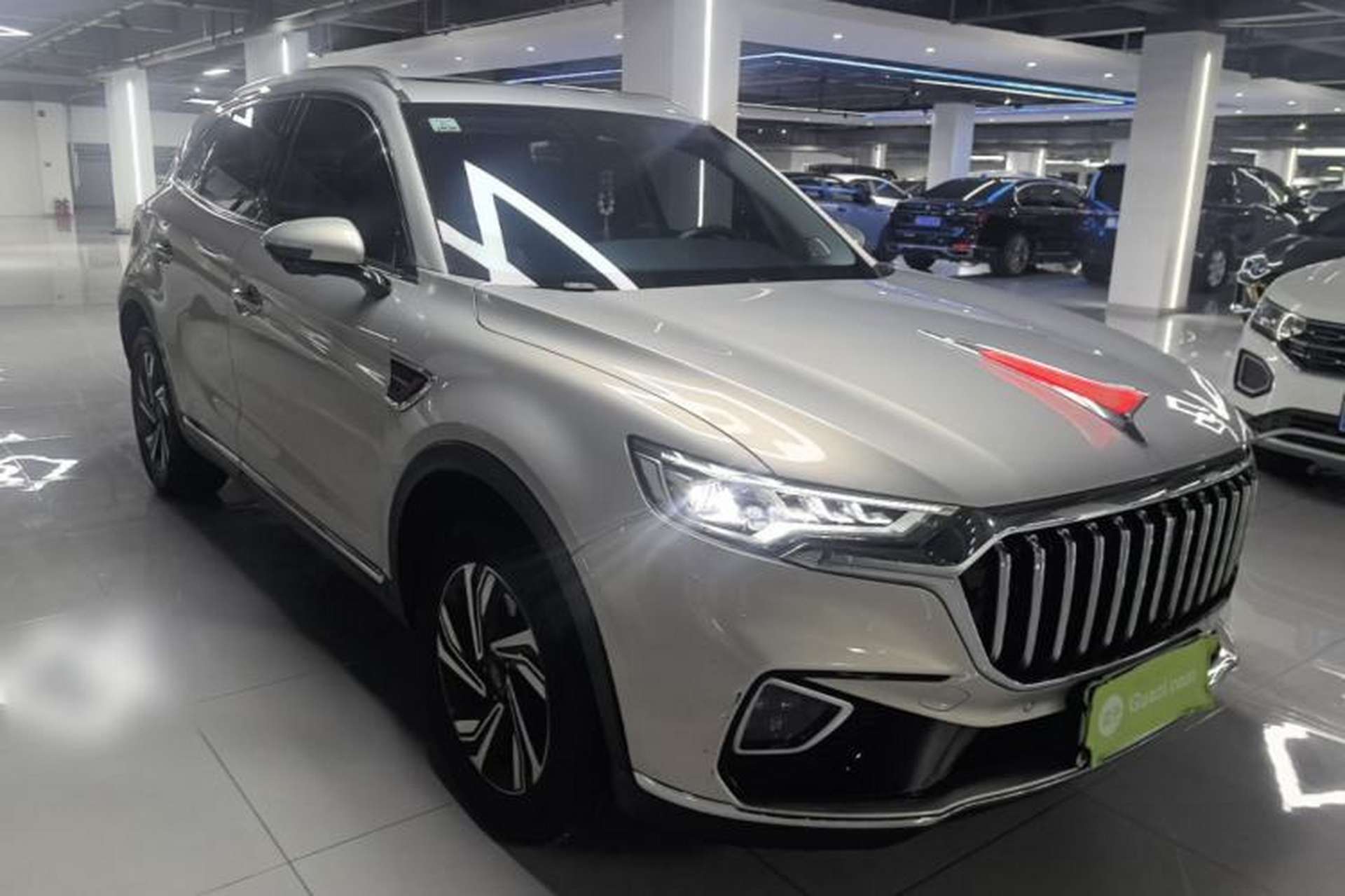 Used Hongqi HS5 2022 Revised Version 2.0T Smart Connect Flagship Edition Front Right 45 Deg