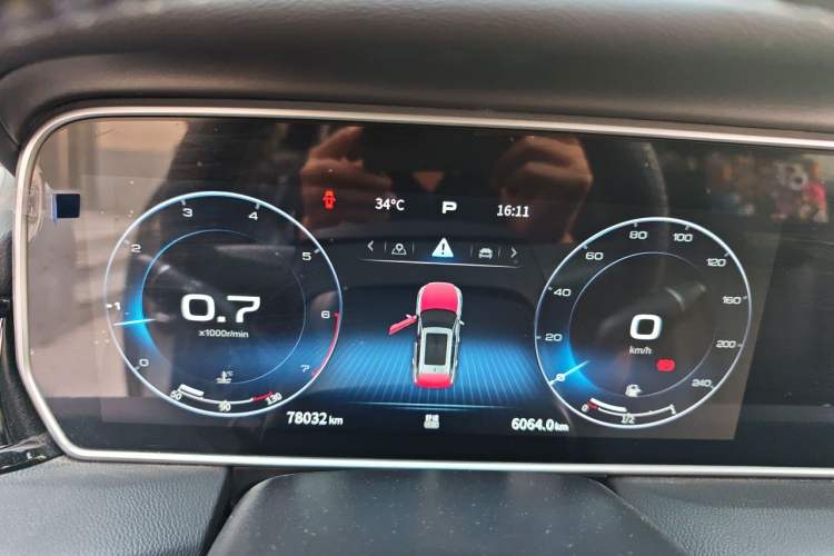 Used Hongqi HS5 2022 Revised Version 2.0T Smart Connect Flagship Edition Instrument Cluster