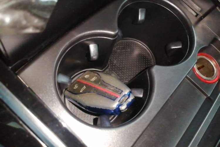 Used Hongqi HS5 2022 Revised Version 2.0T Smart Connect Flagship Edition Interior 1