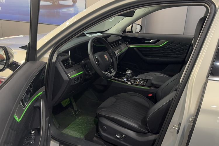 Used Hongqi HS5 2022 Revised Version 2.0T Smart Connect Flagship Edition Interior 2