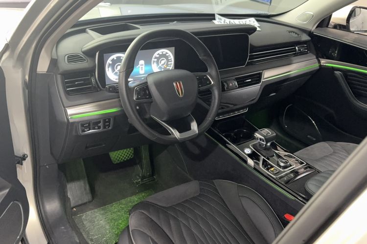 Used Hongqi HS5 2022 Revised Version 2.0T Smart Connect Flagship Edition Interior 3