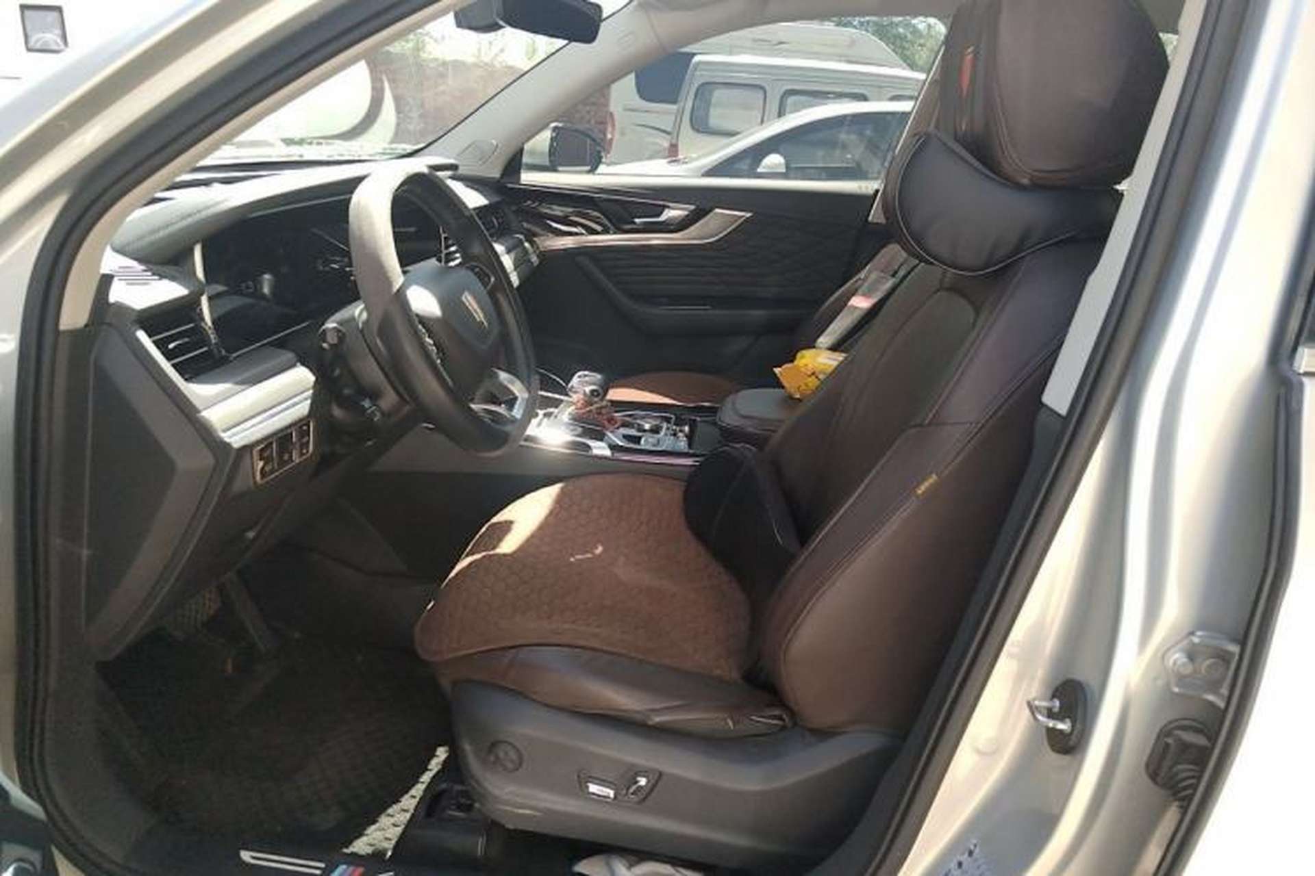 Used Hongqi HS5 2022 2.0T Smart Connect Flagship Edition Left Front Seat