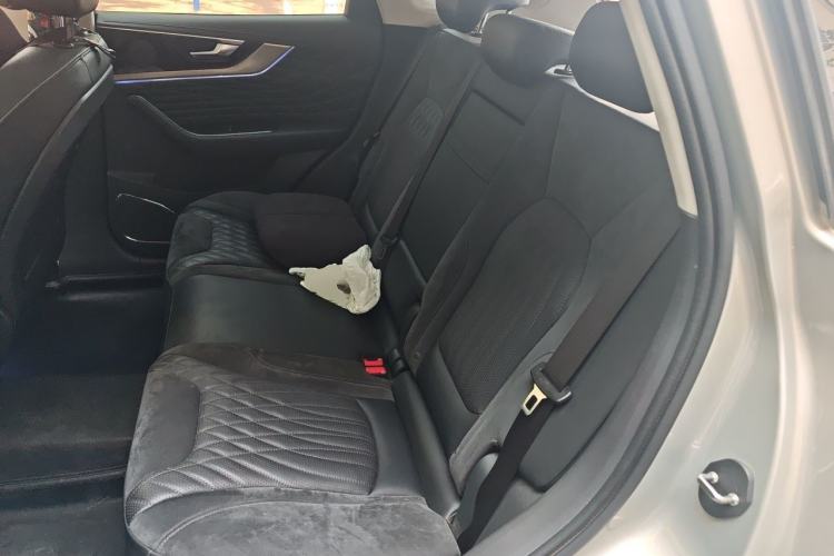 Used Hongqi HS5 2022 Revised Version 2.0T Smart Connect Flagship Edition Left Rear Seat