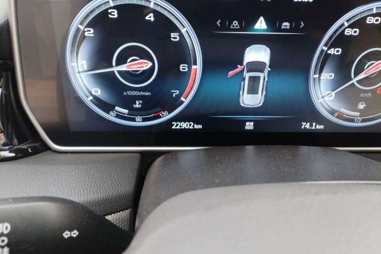 Used Hongqi HS5 2022 Revised Version 2.0T Smart Connect Flagship Edition Odometer Close Up