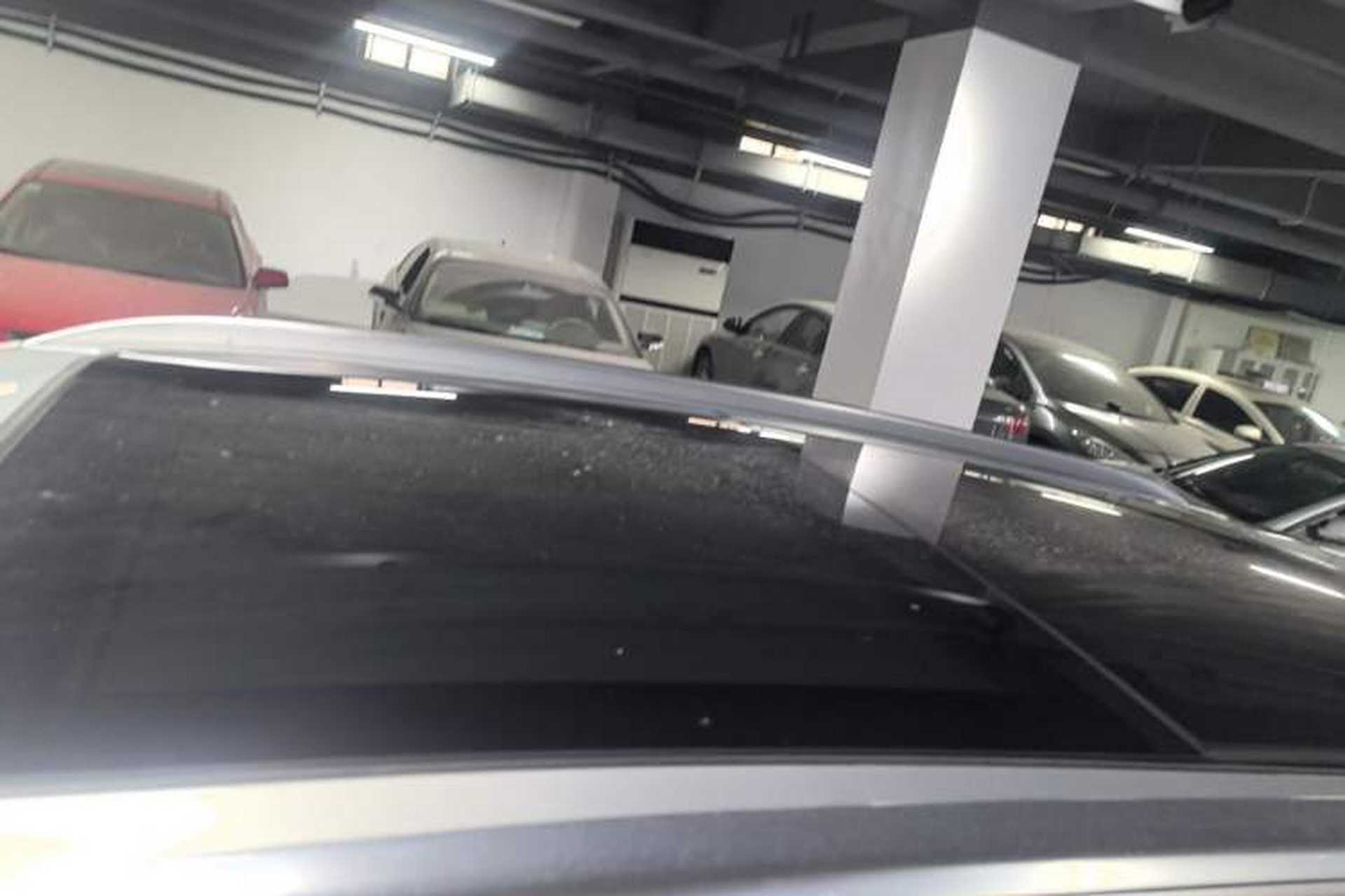 Used Hongqi HS5 2022 Revised Version 2.0T Smart Connect Flagship Edition Roof