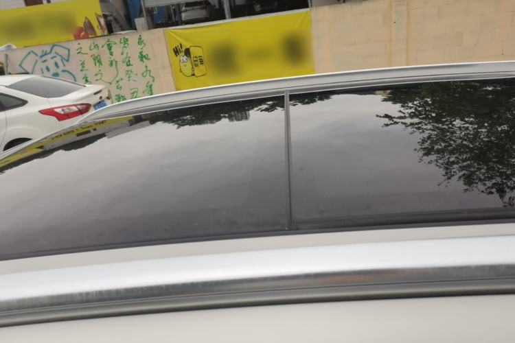 Used Hongqi HS5 2022 Facelifted Version 2.0T Smart Connect Flagship All-Wheel-Drive Edition Roof