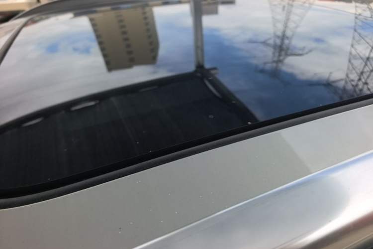 Used Hongqi HS5 2022 Facelifted Version 2.0T Smart Connect Flagship All-Wheel-Drive Edition Roof