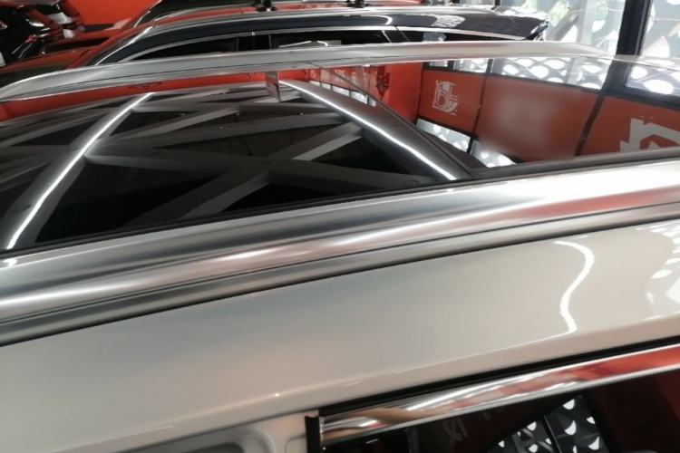 Used Hongqi HS5 2022 Revised Version 2.0T Smart Connect Flagship Edition Roof