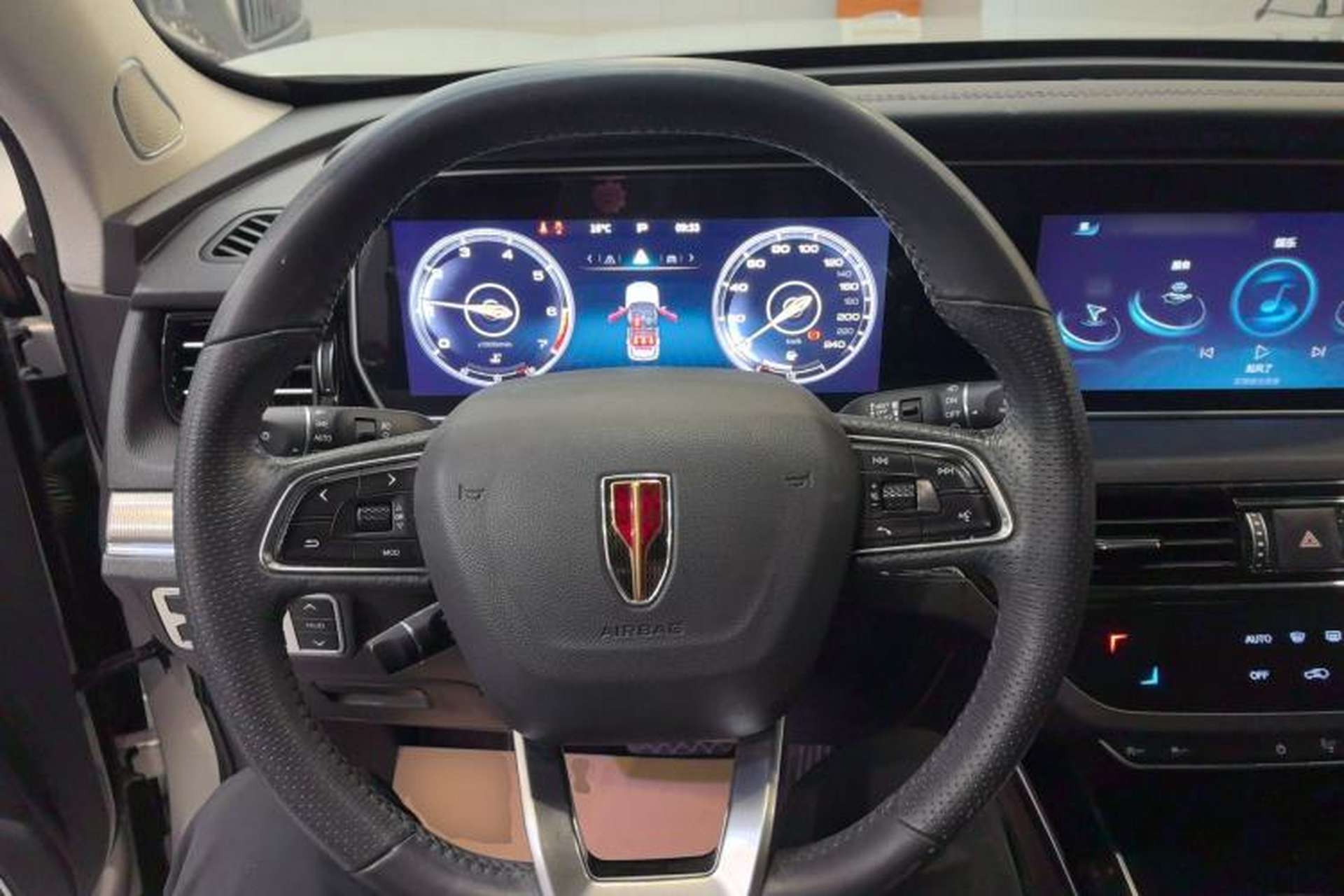 Used Hongqi HS5 2022 Facelifted Version 2.0T Smart Connect Flagship All-Wheel-Drive Edition Steering Wheel