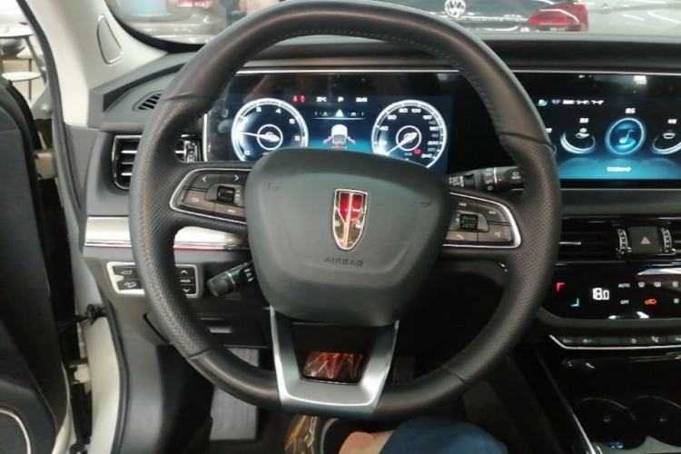 Used Hongqi HS5 2022 Revised Version 2.0T Smart Connect Flagship Edition Steering Wheel