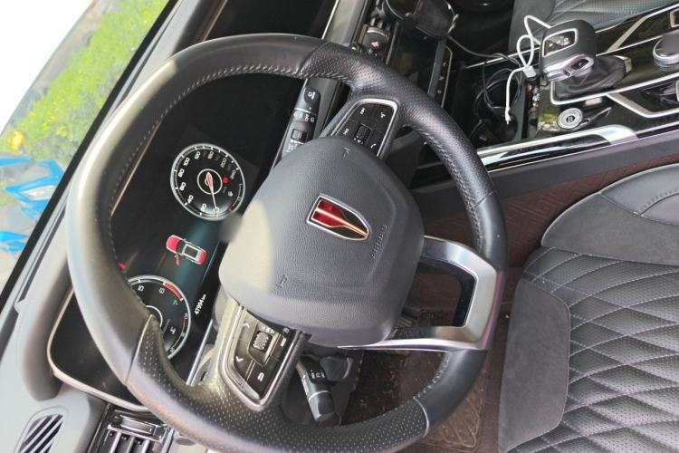 Used Hongqi HS5 2022 Facelifted Version 2.0T Smart Connect Flagship All-Wheel-Drive Edition Steering Wheel