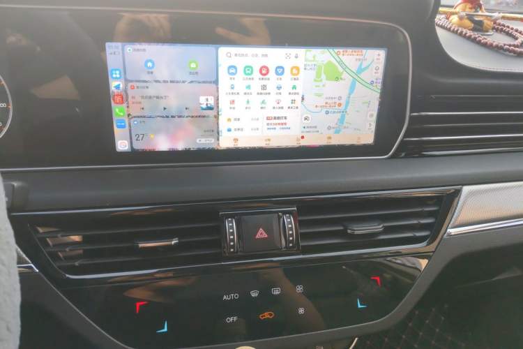 Used Hongqi HS5 2022 Revised Version 2.0T Smart Connect Flagship Edition Audio And AC Panel
